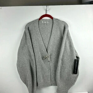 STEVE MADDEN SZ 3X gray long sleeve SWEATER w/ a RHINESTONE ACCENT BOW holiday